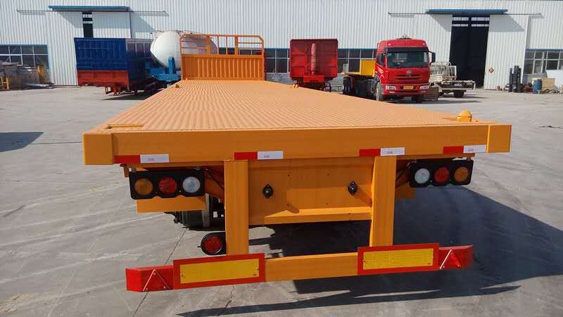 平板半掛車(chē)